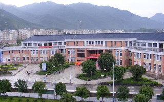桂林电子科技大学贴吧 这是一所野鸡大学吗？桂林电子科技大学