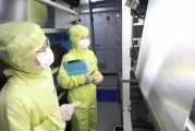 激智科技项目 激智科技：研发项目包括柔性显示用光学级精密涂布功能，OCA胶